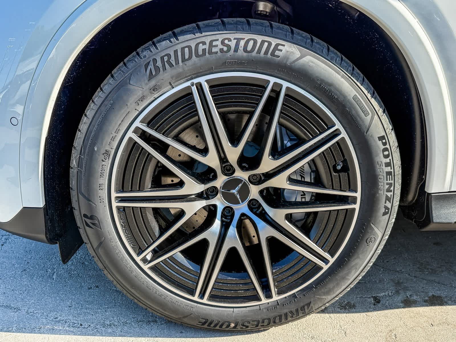 Thumbnail: 2025 Mercedes-Benz GLC - 9