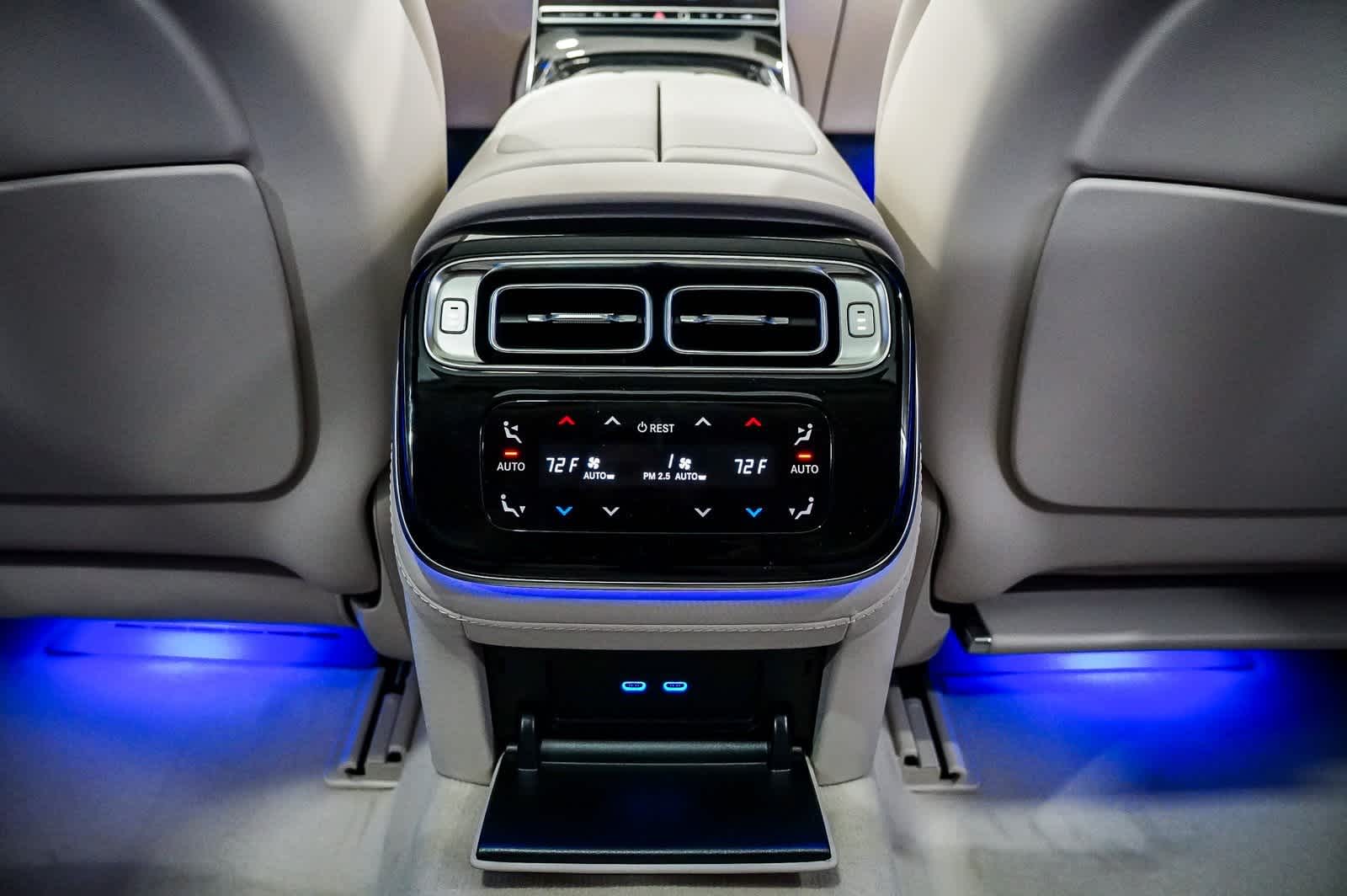 Thumbnail: 2025 Mercedes-Benz S-Class - 16