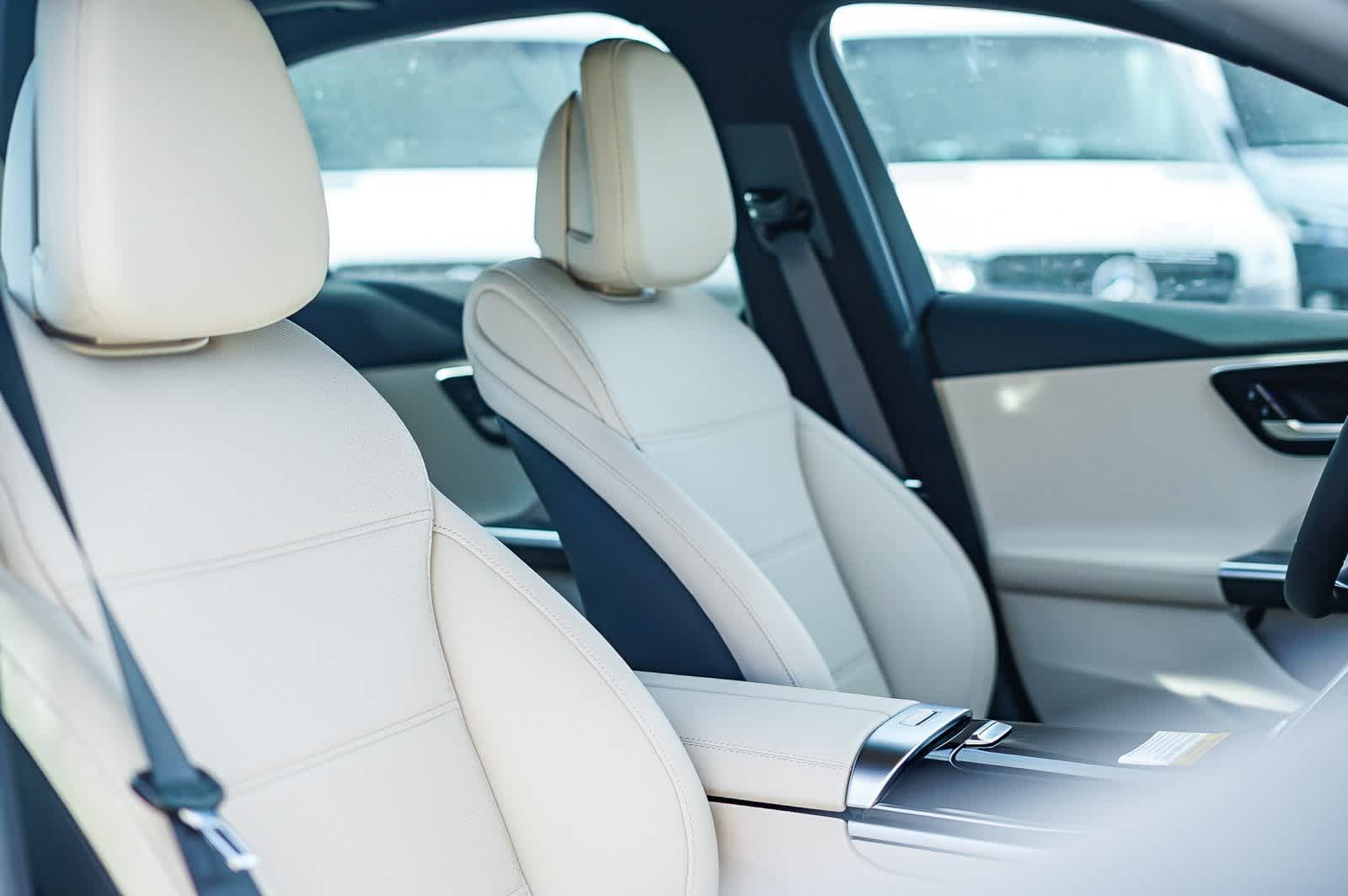 Thumbnail: 2025 Mercedes-Benz C-Class - 17