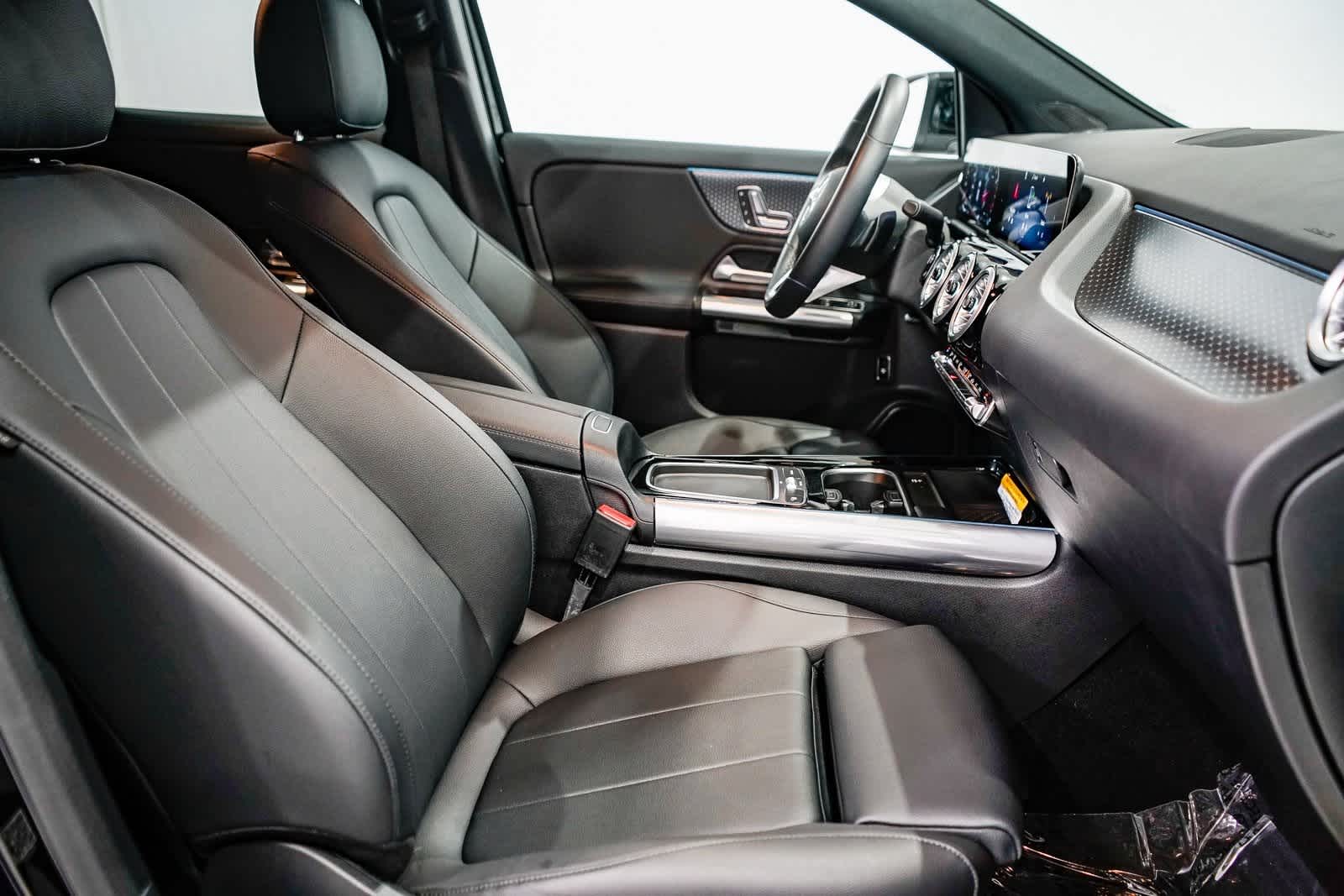 Thumbnail: 2025 Mercedes-Benz GLA - 15