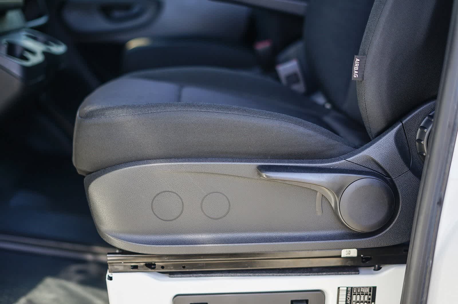 Thumbnail: 2024 Mercedes-Benz eSprinter - 21