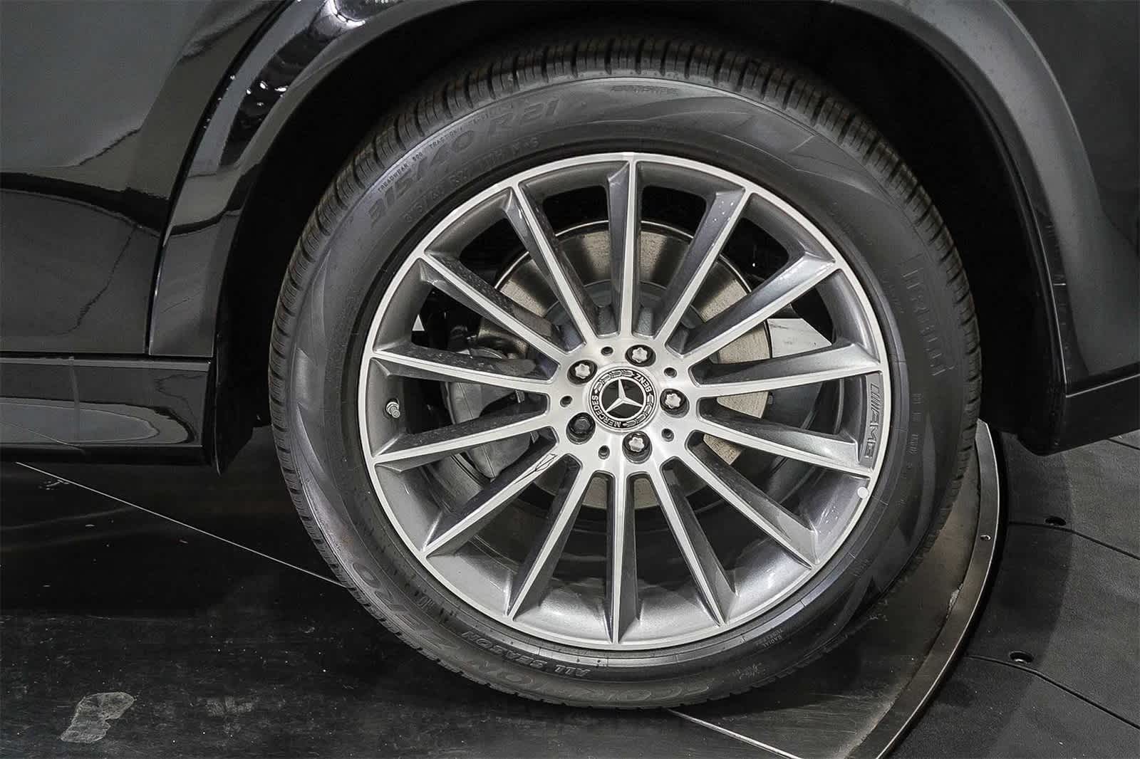 Thumbnail: 2026 Mercedes-Benz GLE - 10