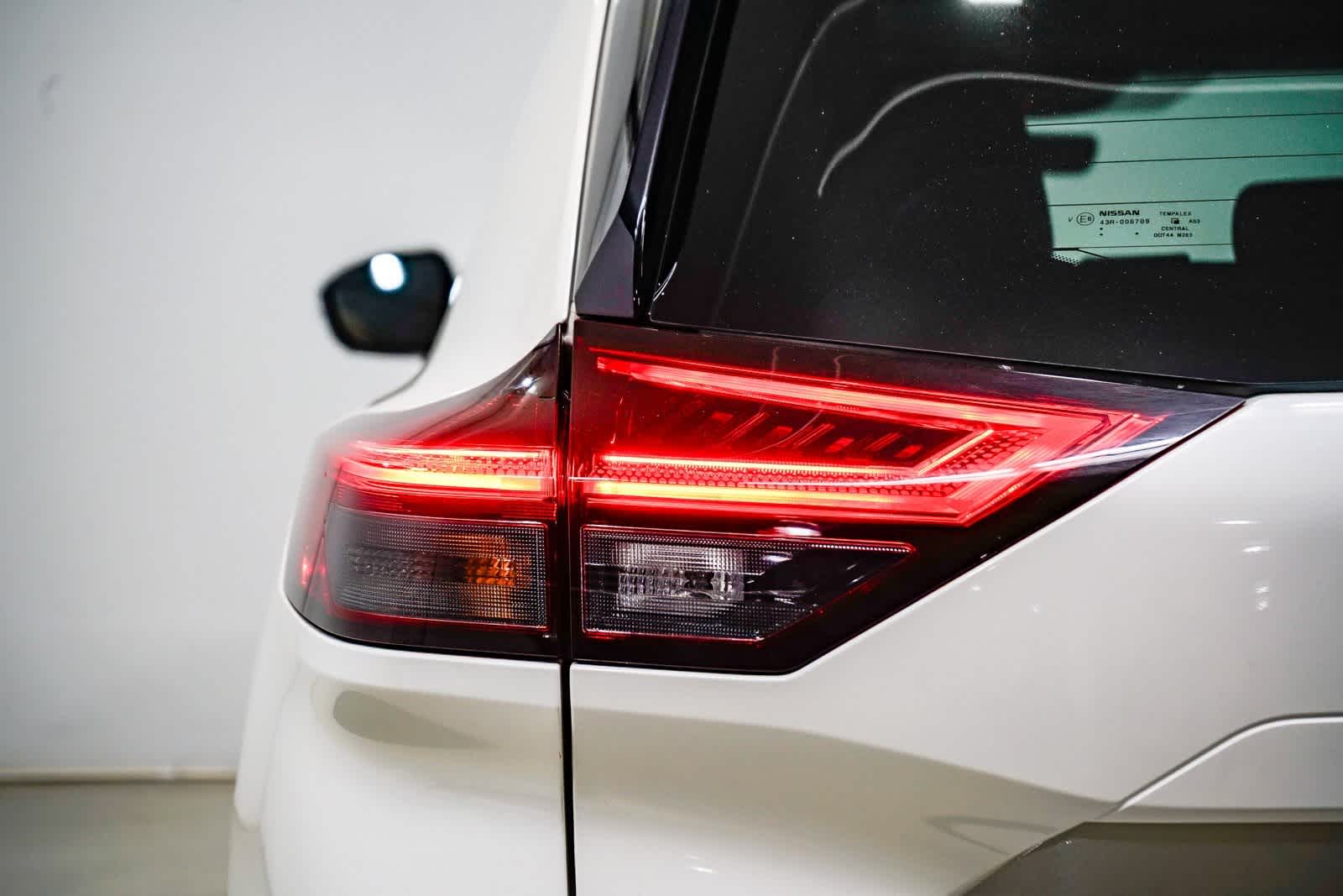 Thumbnail: 2022 Nissan Rogue - 9