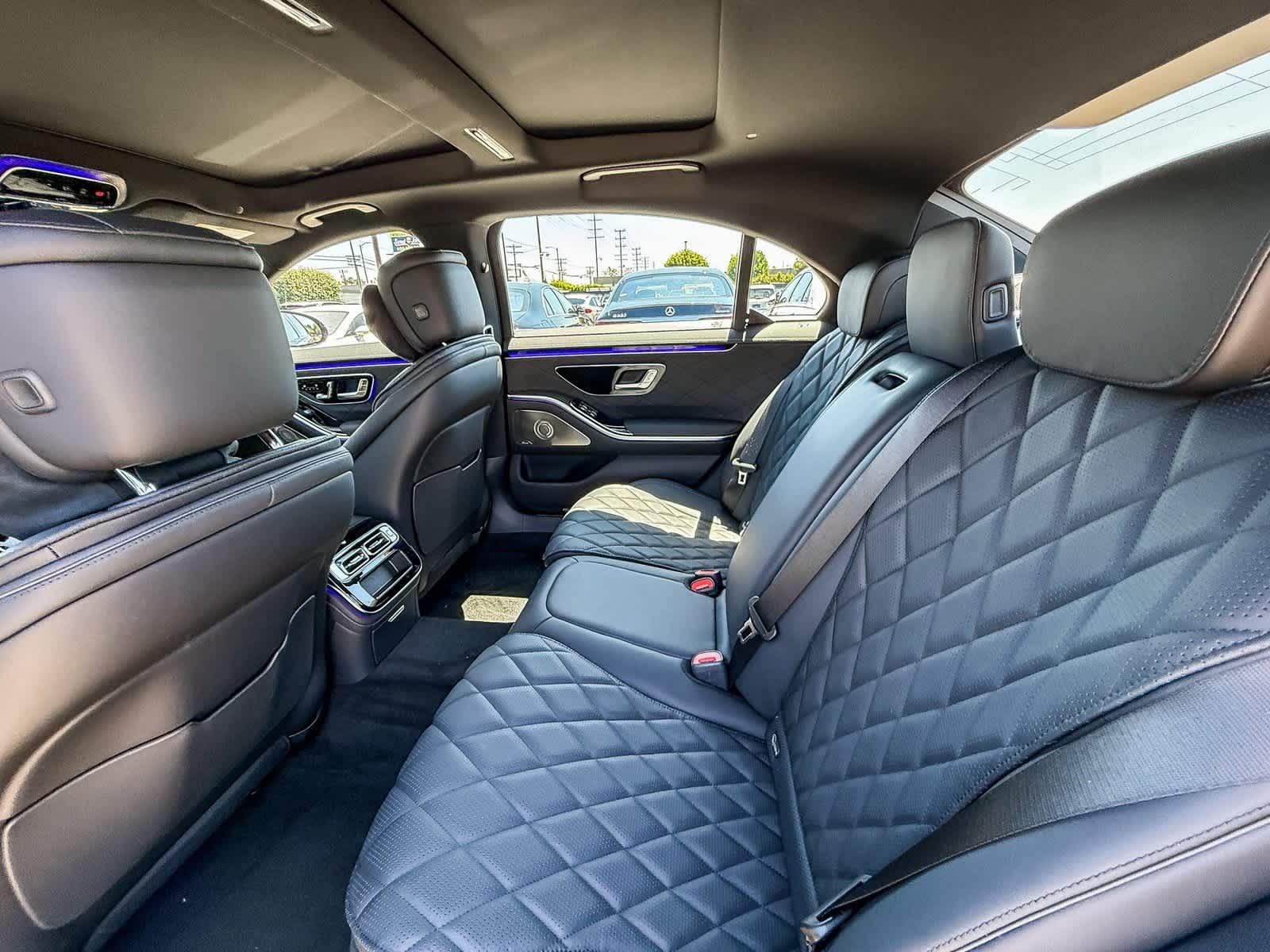 Thumbnail: 2025 Mercedes-Benz S-Class - 19