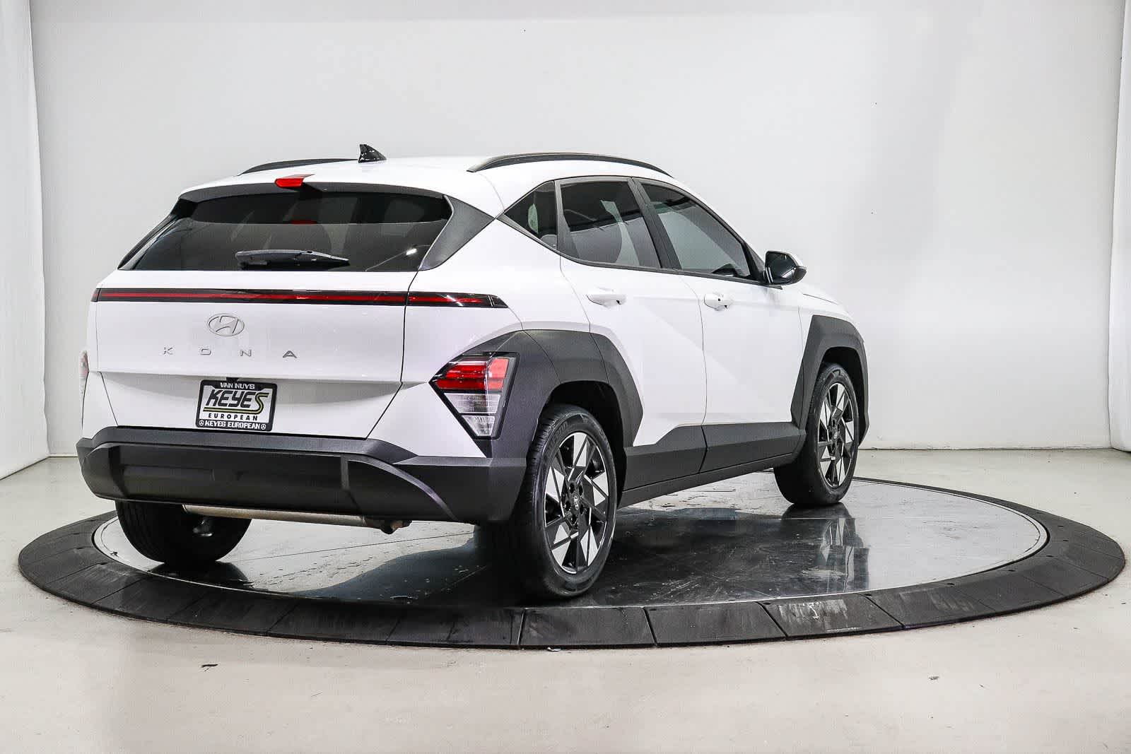 Thumbnail: 2024 Hyundai Kona - 3
