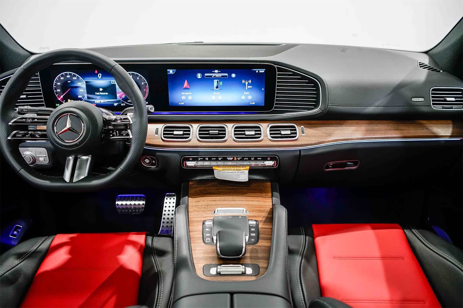 Thumbnail: 2026 Mercedes-Benz GLE - 12