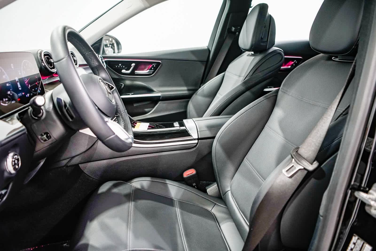 Thumbnail: 2025 Mercedes-Benz C-Class - 17