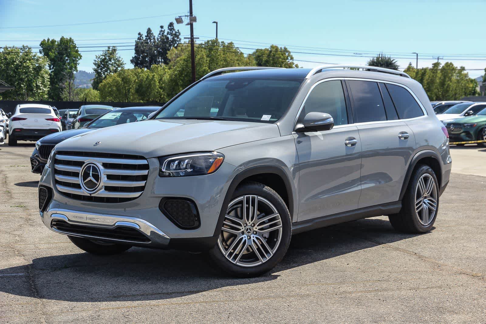 Thumbnail: 2026 Mercedes-Benz GLS - 1