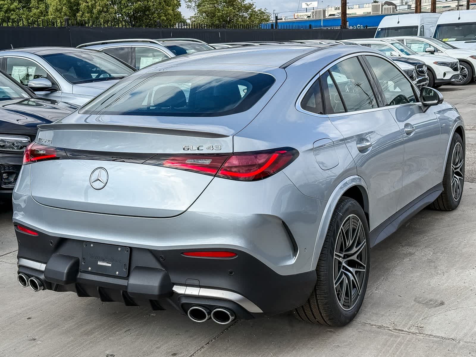 Thumbnail: 2025 Mercedes-Benz GLC - 4