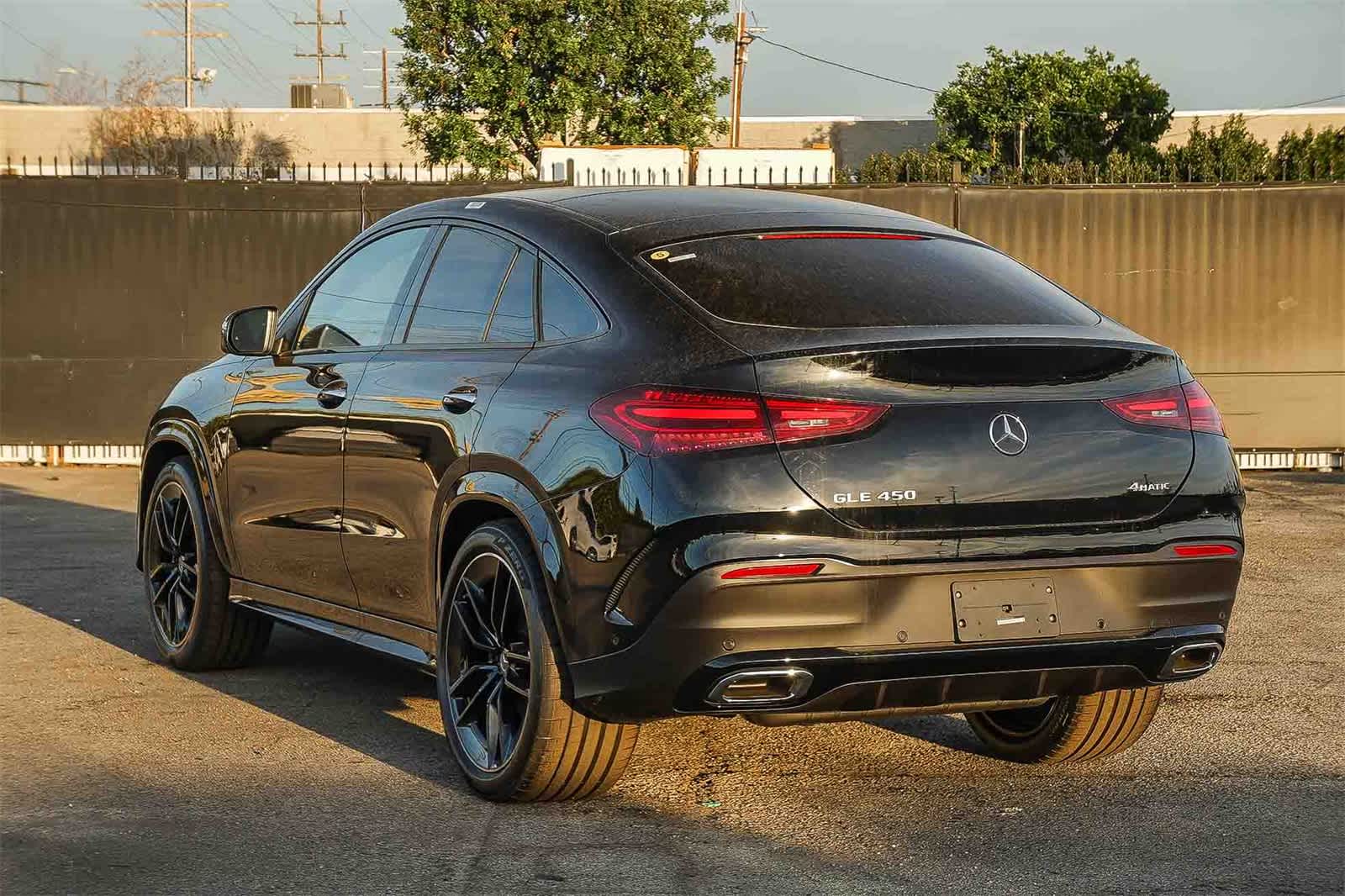 Thumbnail: 2026 Mercedes-Benz GLE - 6