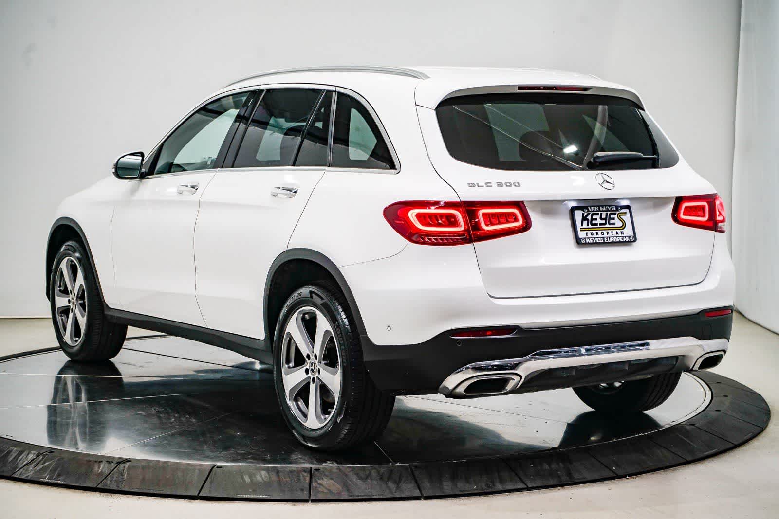 Thumbnail: 2022 Mercedes-Benz GLC - 2