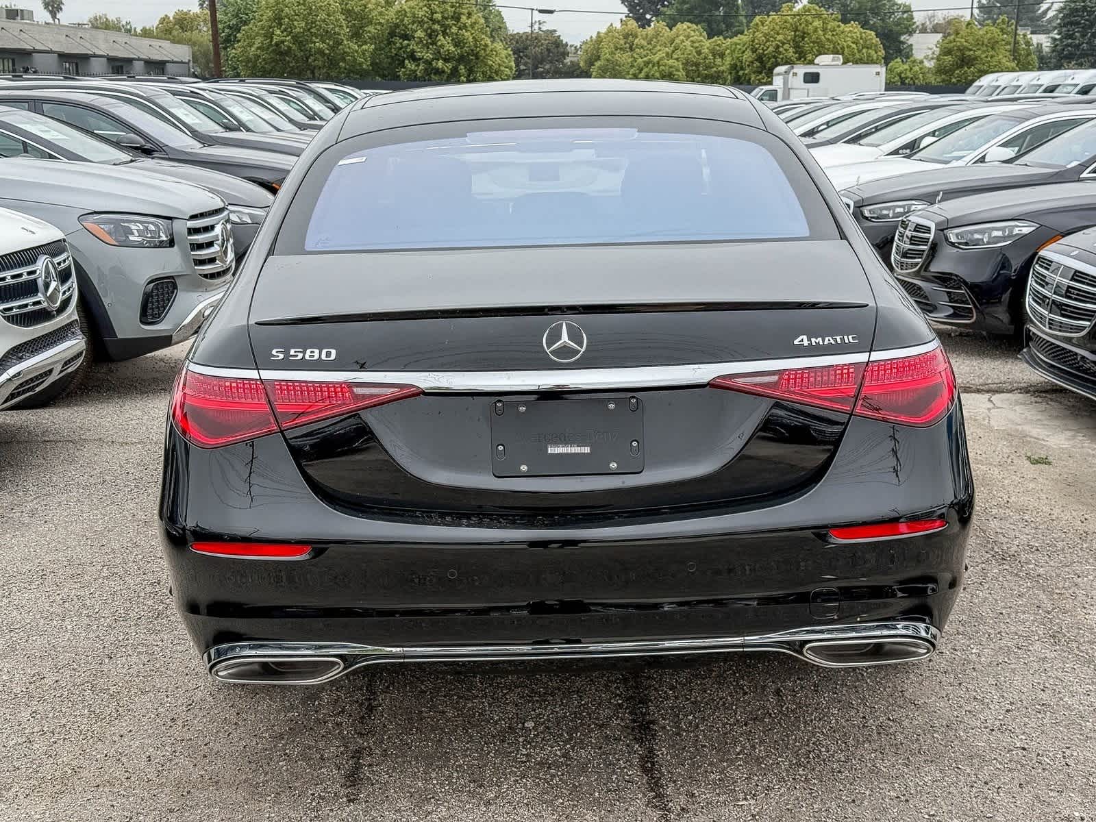 Thumbnail: 2025 Mercedes-Benz S-Class - 5