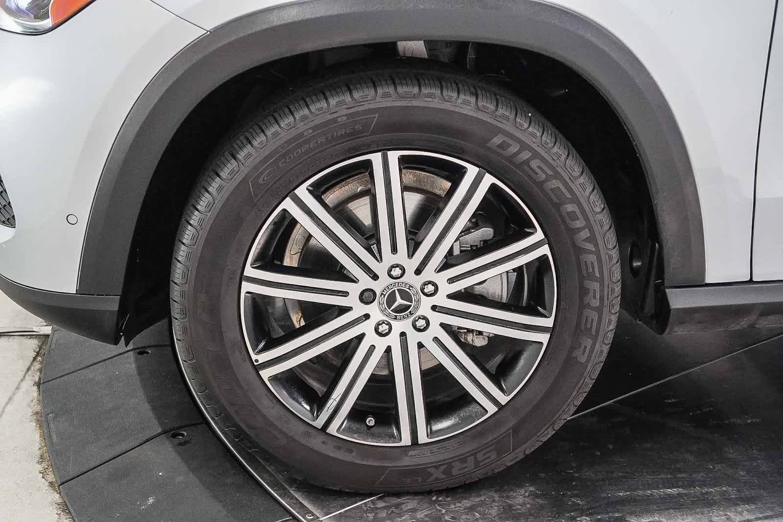 Thumbnail: 2025 Mercedes-Benz GLE - 10