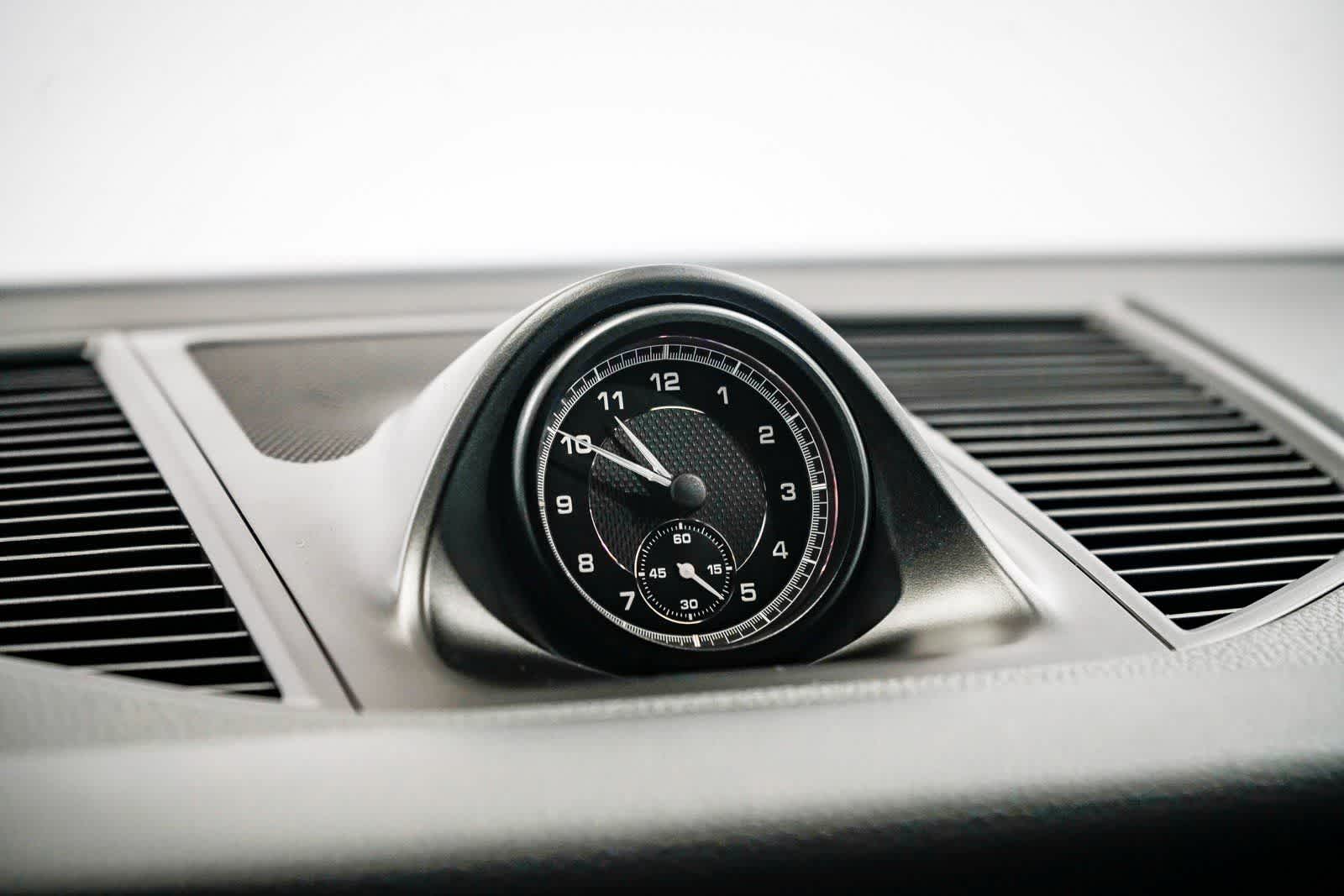 Thumbnail: 2024 Porsche Macan - 22