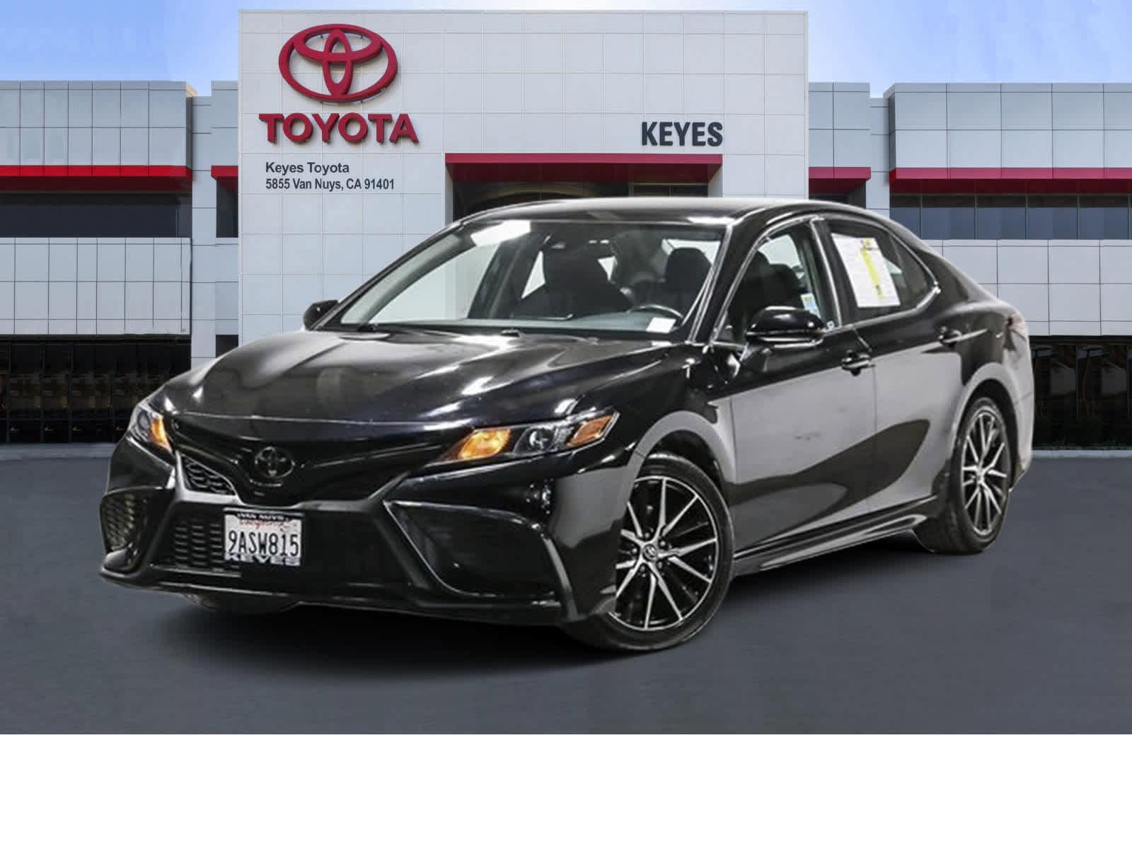 2022 Toyota Camry SE -
                Van Nuys, CA