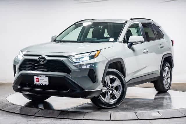 2022 Toyota RAV4 XLE -
                Van Nuys, CA