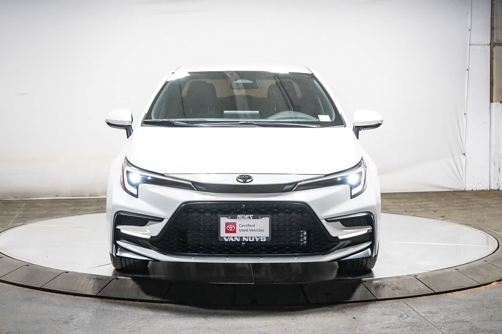 Thumbnail: 2025 Toyota Corolla - 4