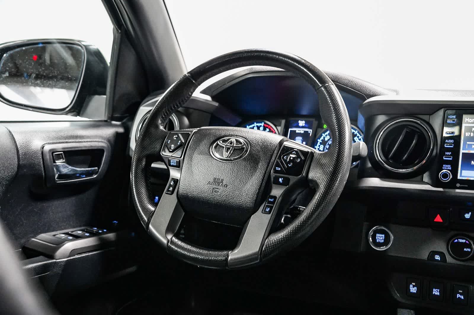 Thumbnail: 2021 Toyota Tacoma - 16