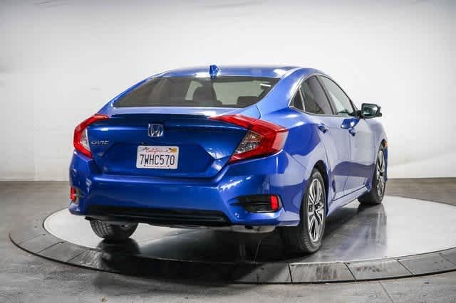Thumbnail: 2017 Honda Civic - 4