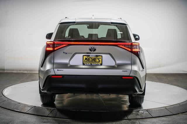 Thumbnail: 2025 Toyota bZ4X - 4