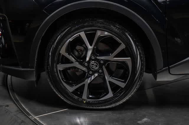 Thumbnail: 2020 Toyota C-HR - 10