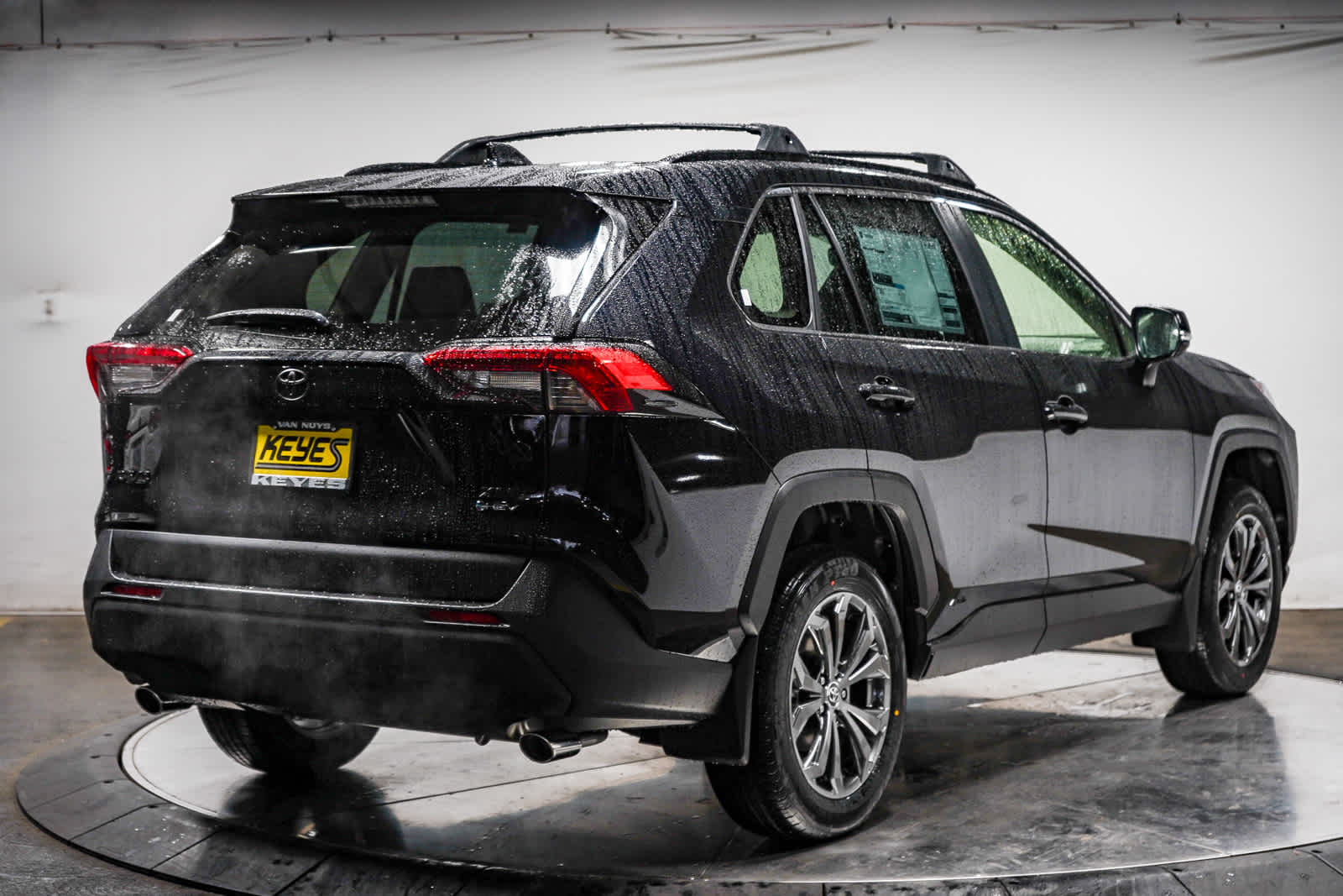 Thumbnail: 2025 Toyota RAV4 - 4