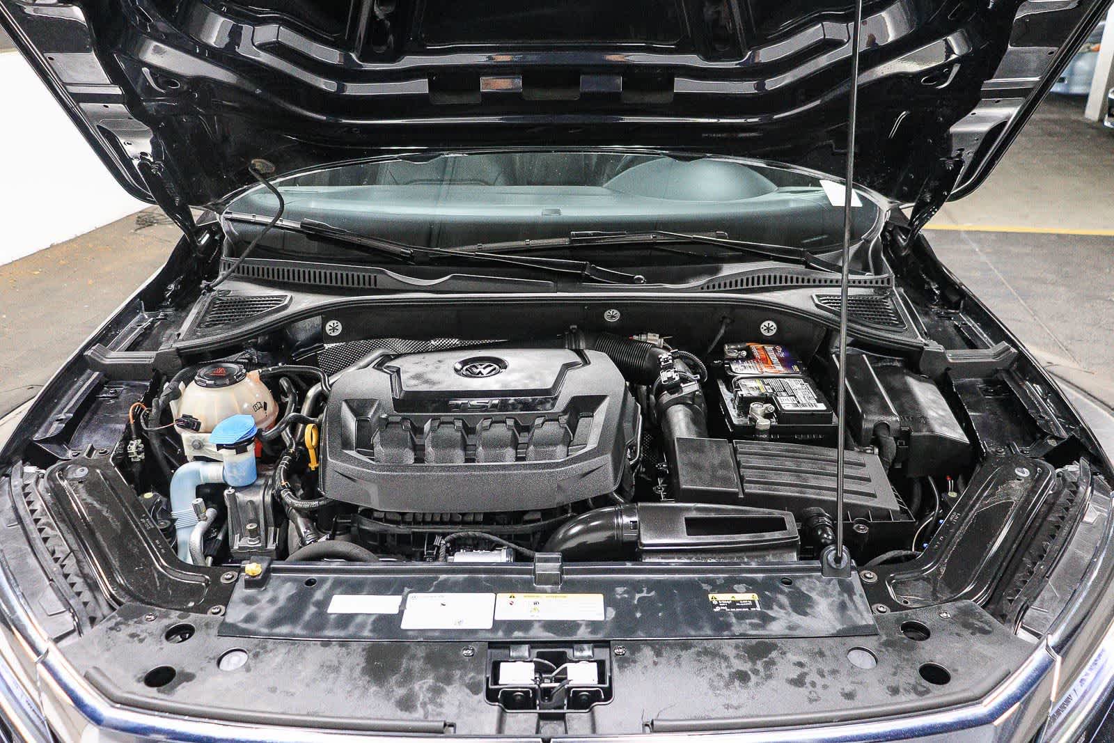 Thumbnail: 2022 Volkswagen Passat - 28