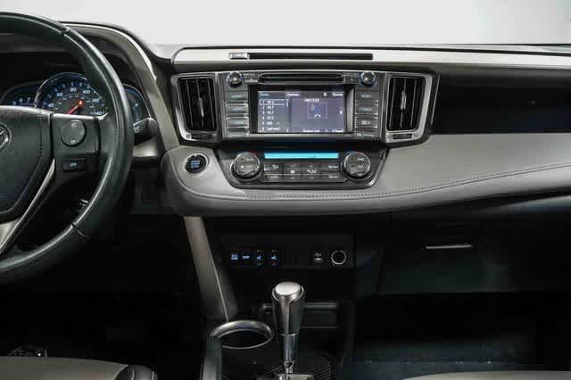 Thumbnail: 2015 Toyota RAV4 - 13