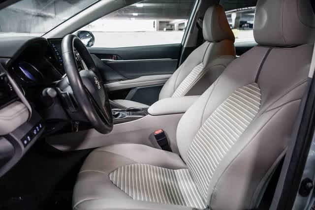 Thumbnail: 2023 Toyota Camry - 17