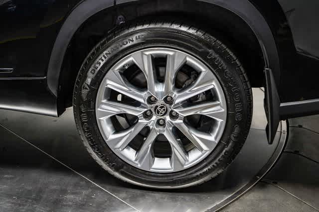 2021 Toyota Highlander Limited 10