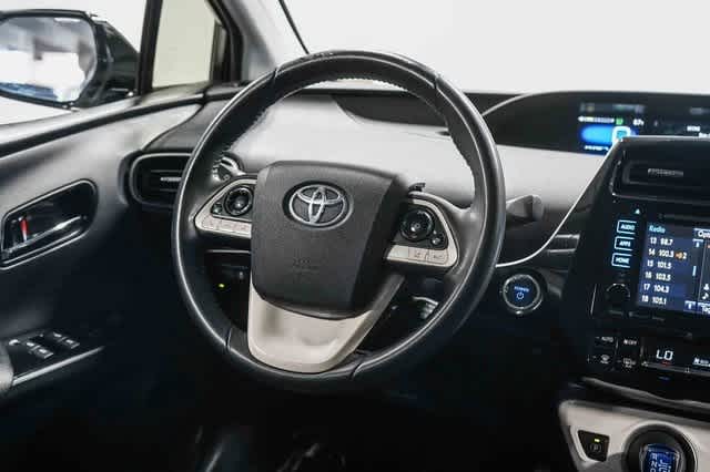Thumbnail: 2018 Toyota Prius Prime - 16
