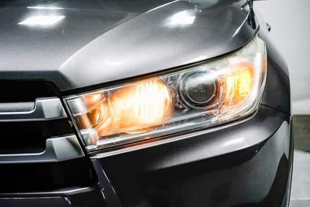 Thumbnail: 2019 Toyota Highlander - 7