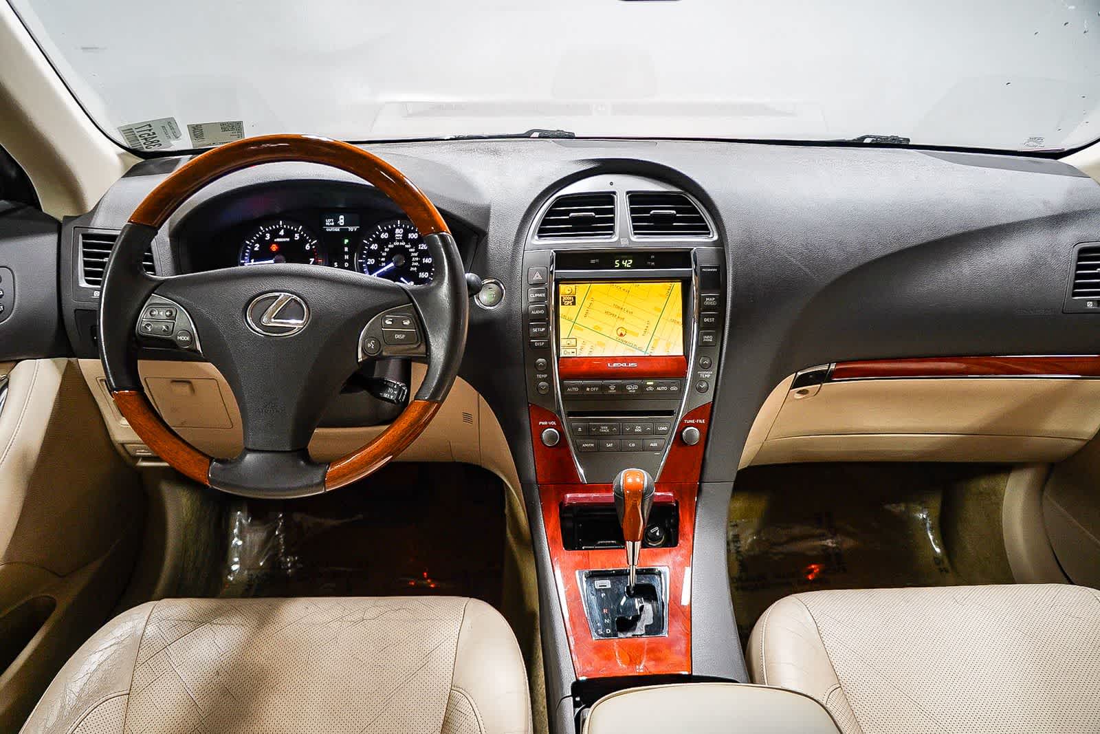 Thumbnail: 2010 Lexus ES - 12