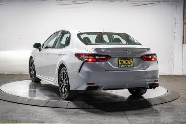 Thumbnail: 2023 Toyota Camry - 3