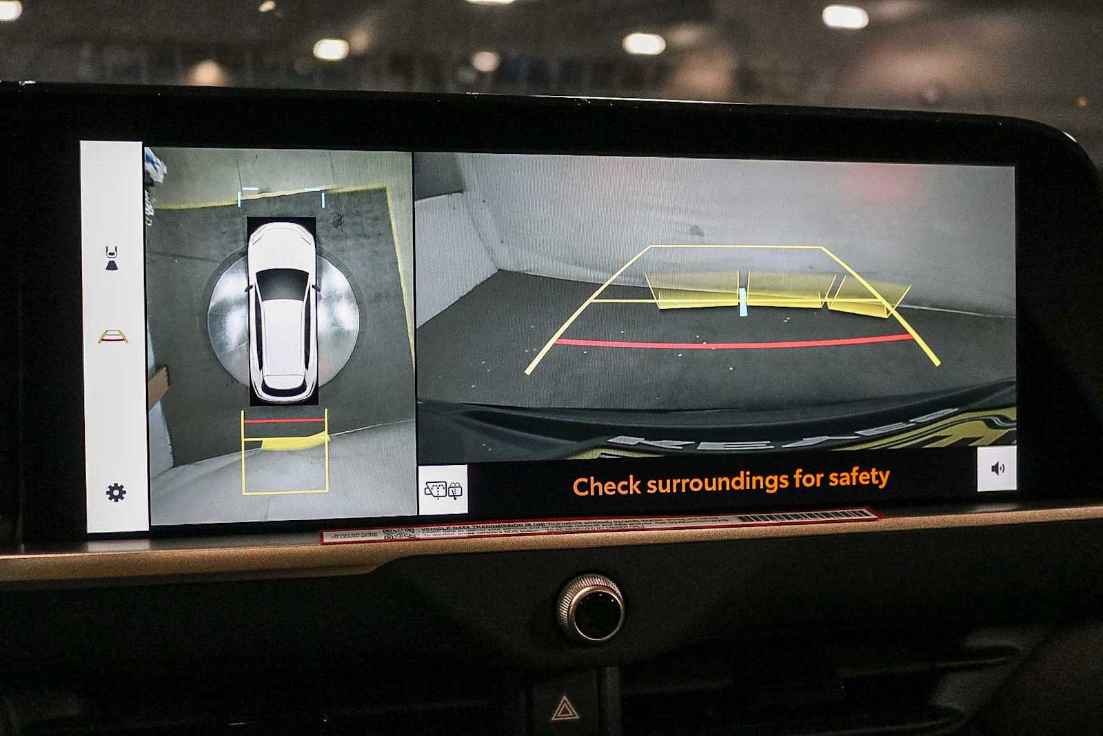 Thumbnail: 2025 Toyota Crown Signia - 26