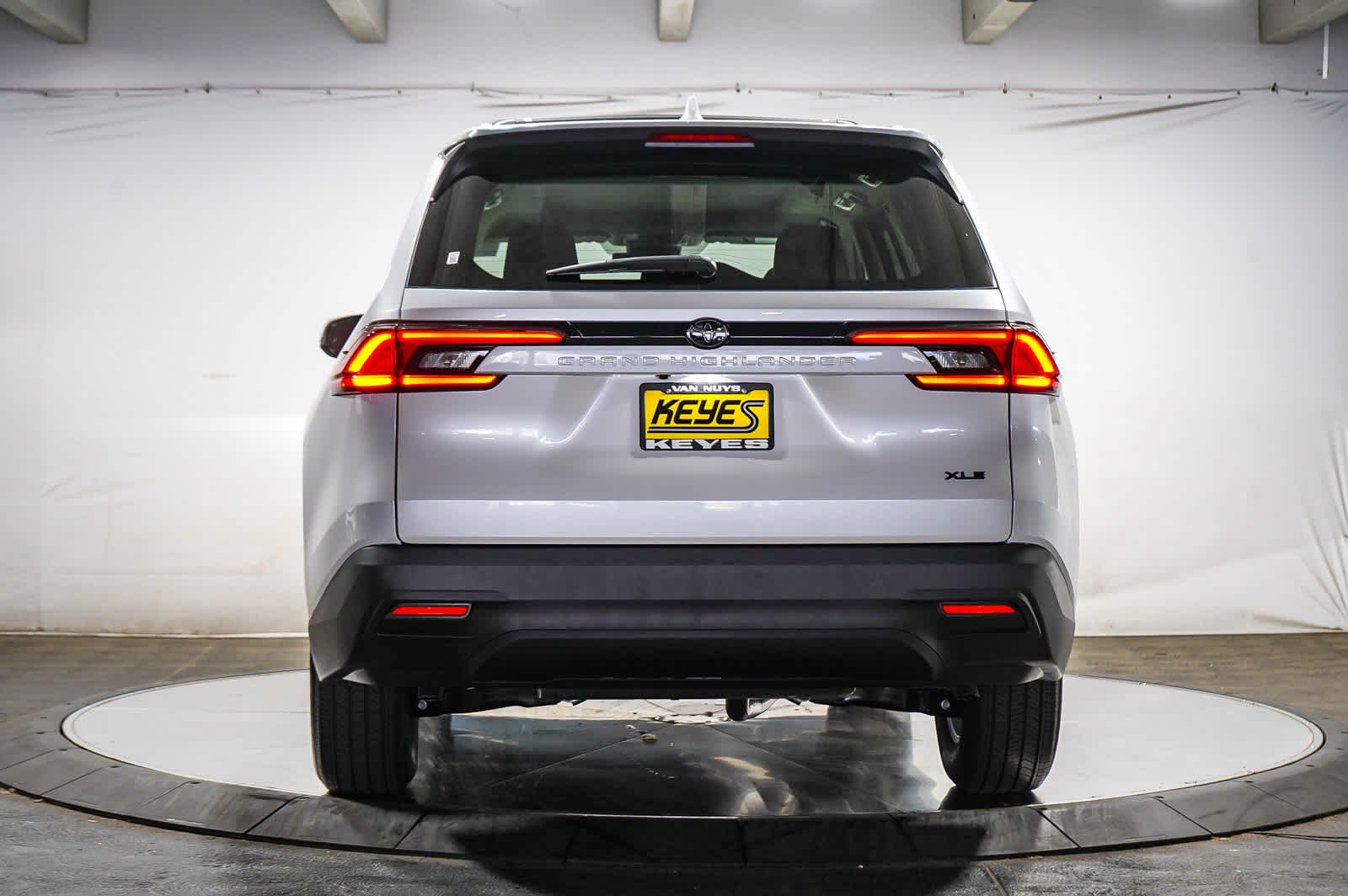 2025 Toyota Grand Highlander XLE 3
