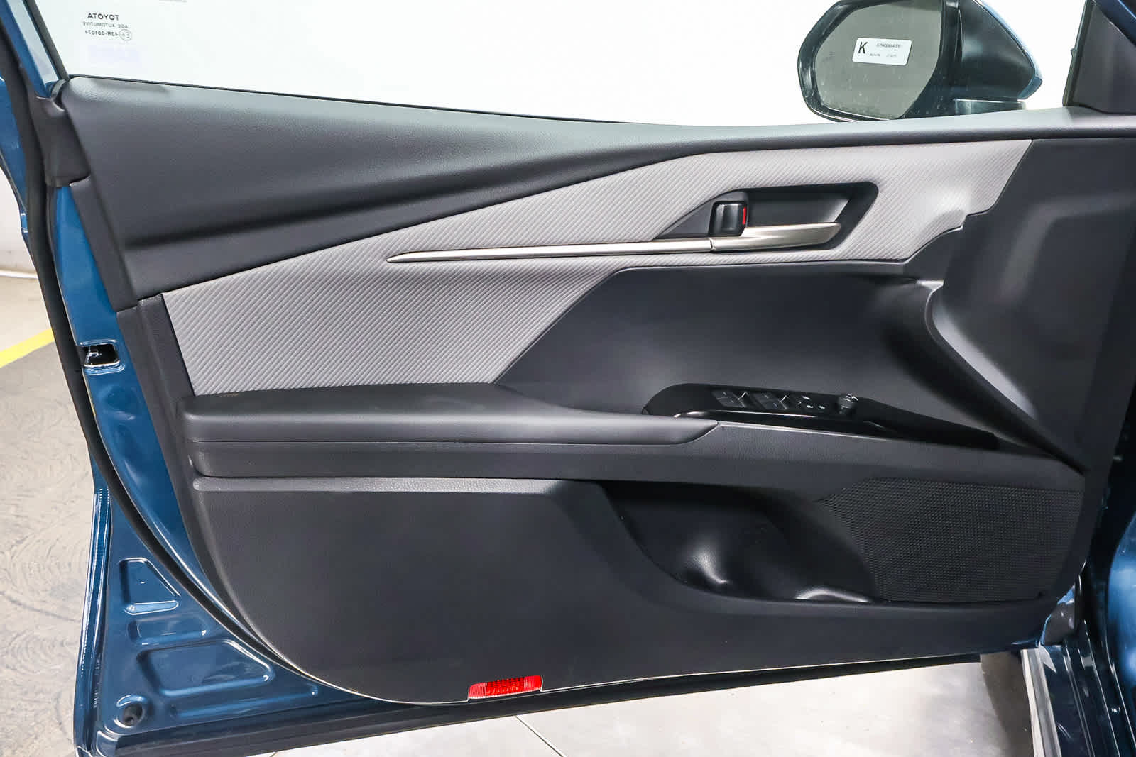 Thumbnail: 2025 Toyota Camry - 22