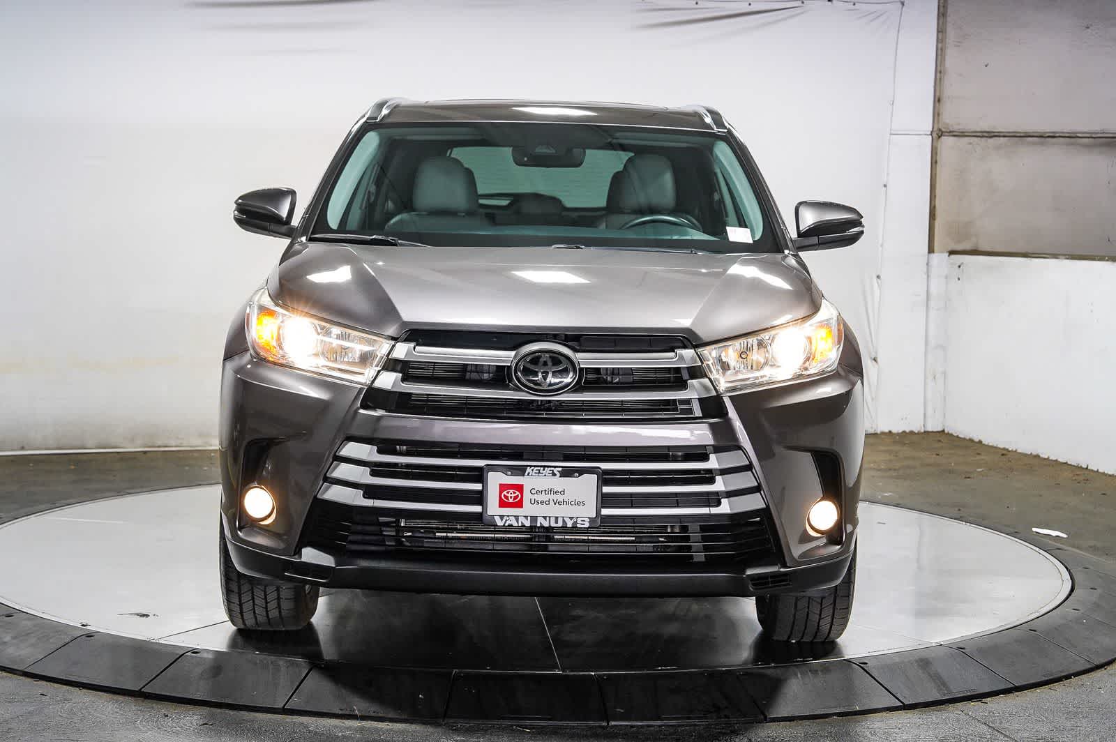 Thumbnail: 2019 Toyota Highlander - 3