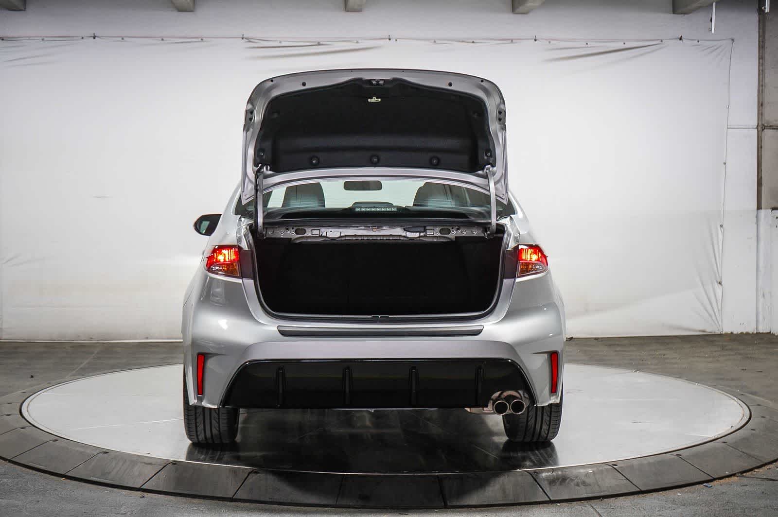 Thumbnail: 2024 Toyota Corolla - 27
