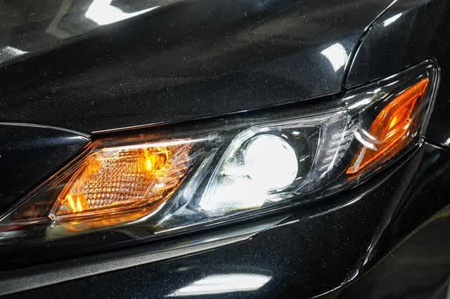 2022 Toyota Camry SE 8