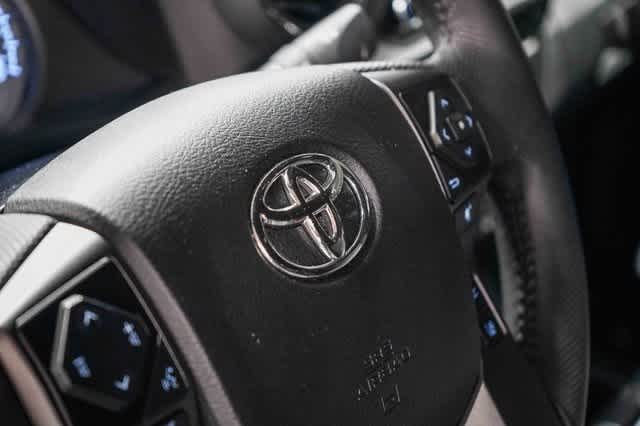 Thumbnail: 2022 Toyota Tacoma - 21