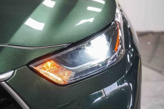 Thumbnail: 2023 Toyota Highlander - 8