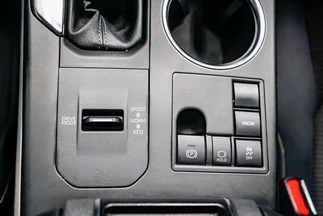 Thumbnail: 2024 Toyota Highlander - 24