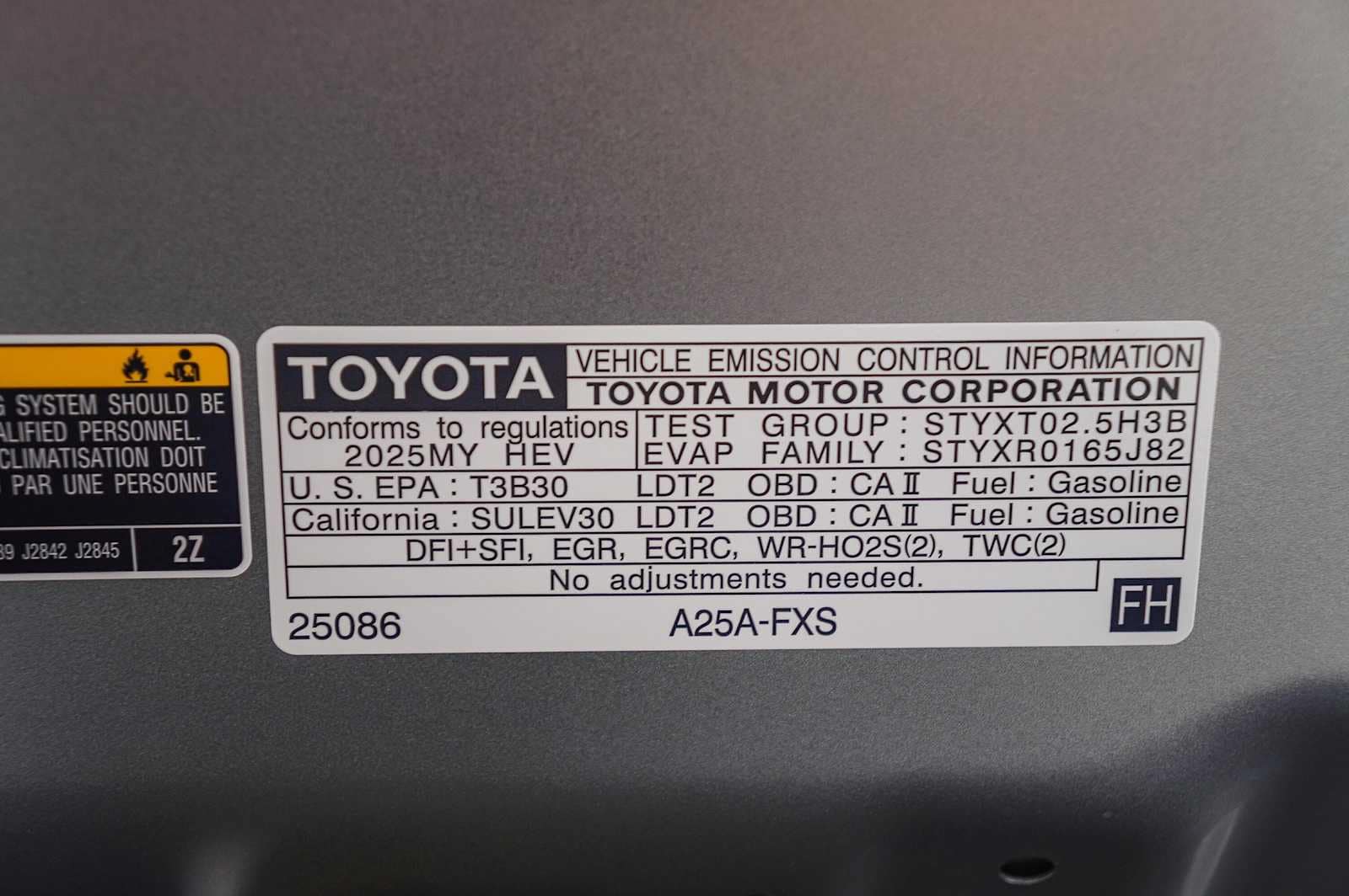 Thumbnail: 2025 Toyota RAV4 - 14