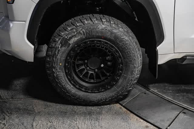 Thumbnail: 2025 Toyota Tundra - 6