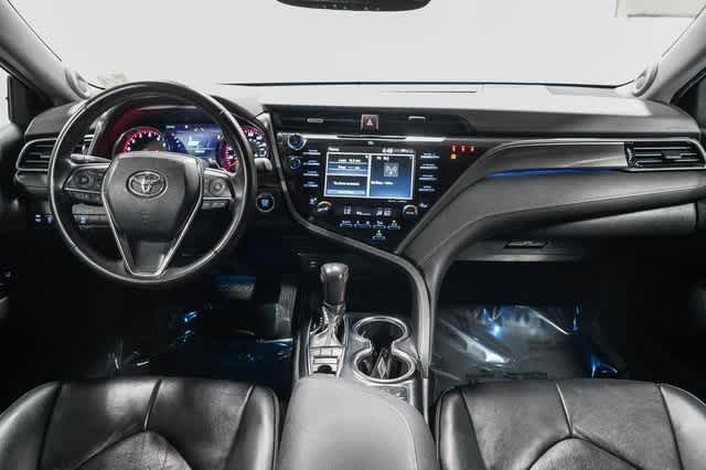 Thumbnail: 2019 Toyota Camry - 12