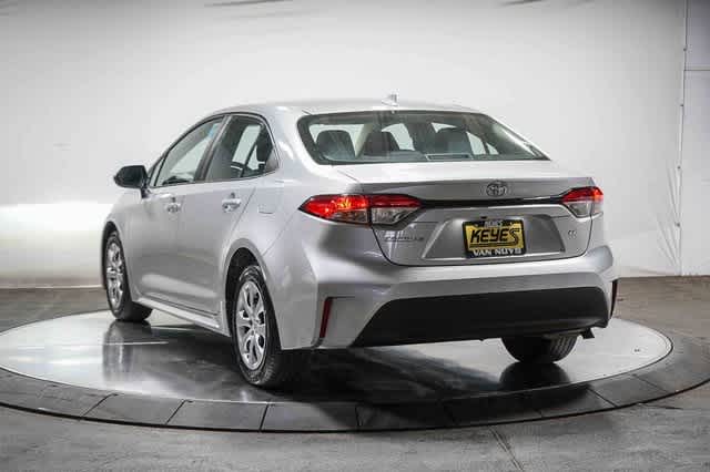 Thumbnail: 2023 Toyota Corolla - 3