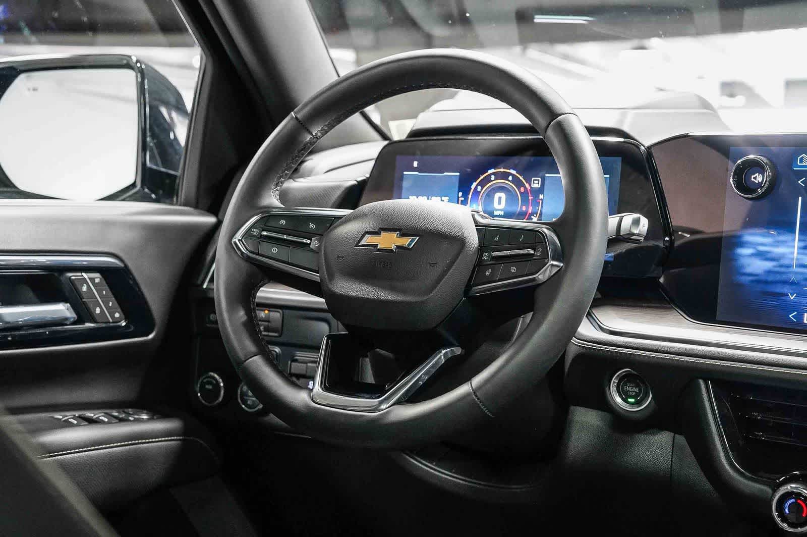 Thumbnail: 2025 Chevrolet Suburban - 12