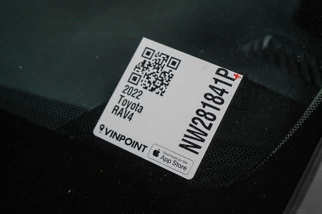 2022 Toyota RAV4 LE 29