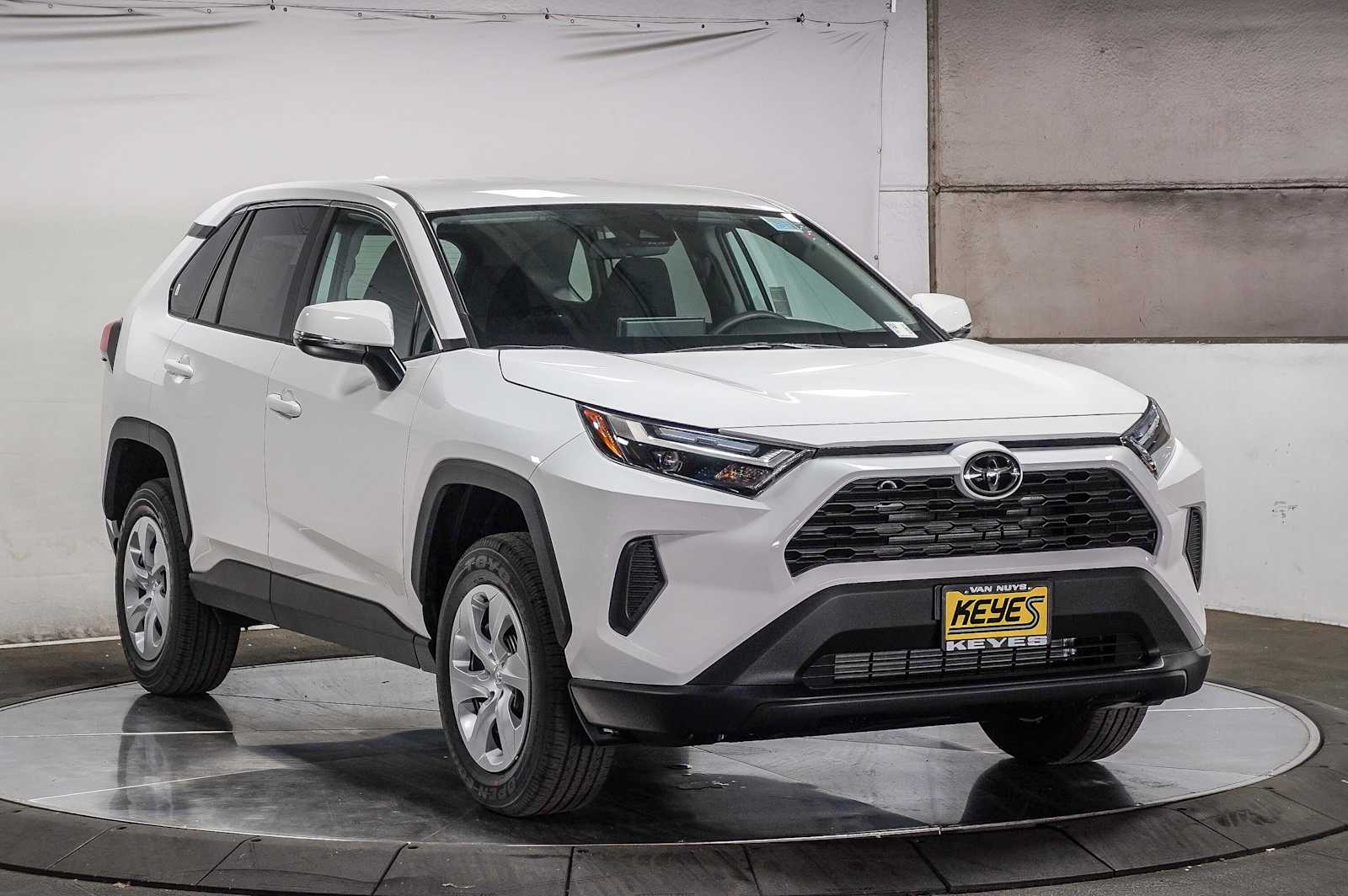 Thumbnail: 2025 Toyota RAV4 - 3
